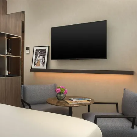 Otel Nh Collection Citylife 4*