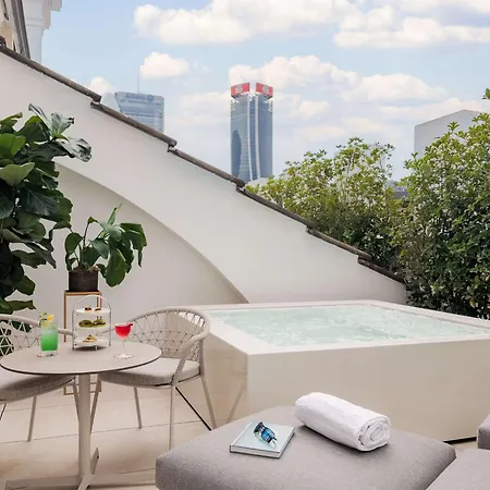 Otel Nh Collection Citylife 4*