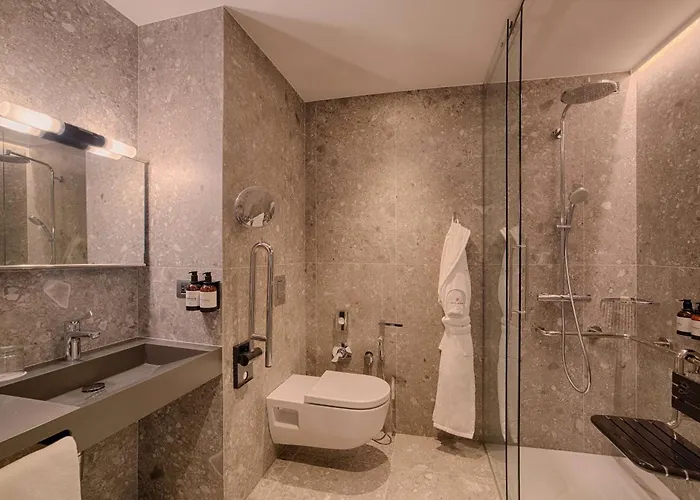 Nh Collection Citylife Hotel 4*
